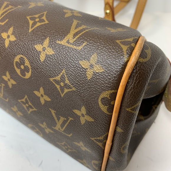 Louis Vuitton Monogram Montorgueil PM Shoulder Bag - Picture 6 of 12